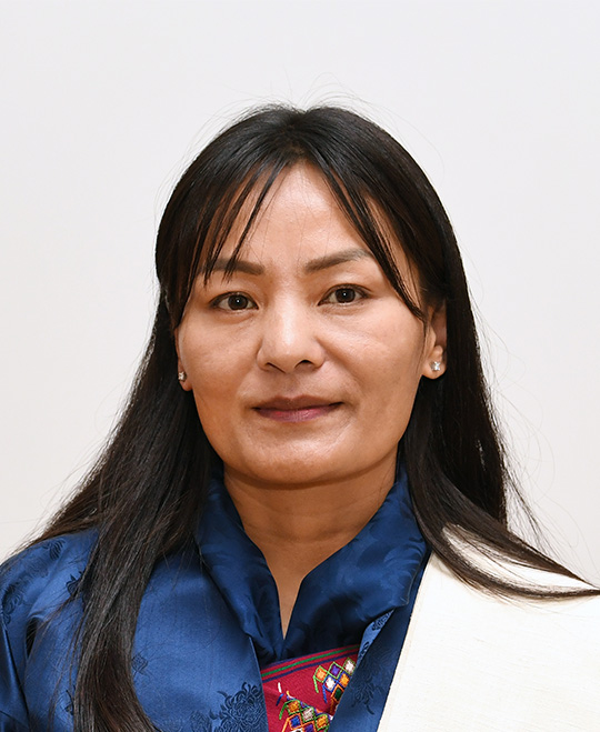 Portrait Botschafterin des Königreichs Bhutan